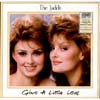 Cover: Judds - Give A Little Love